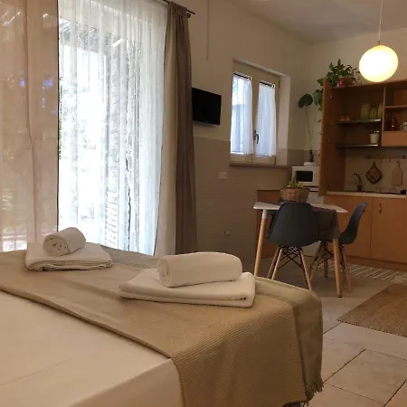 住宿加早餐酒店 Odegos Mono & Trilo 3*