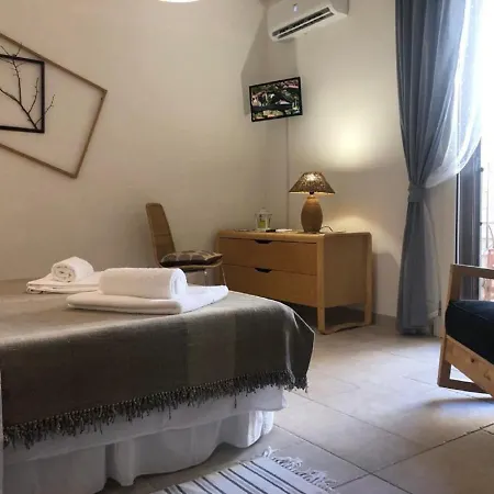 Odegos Mono & Trilo Bed & Breakfast Torre dell'Orso
